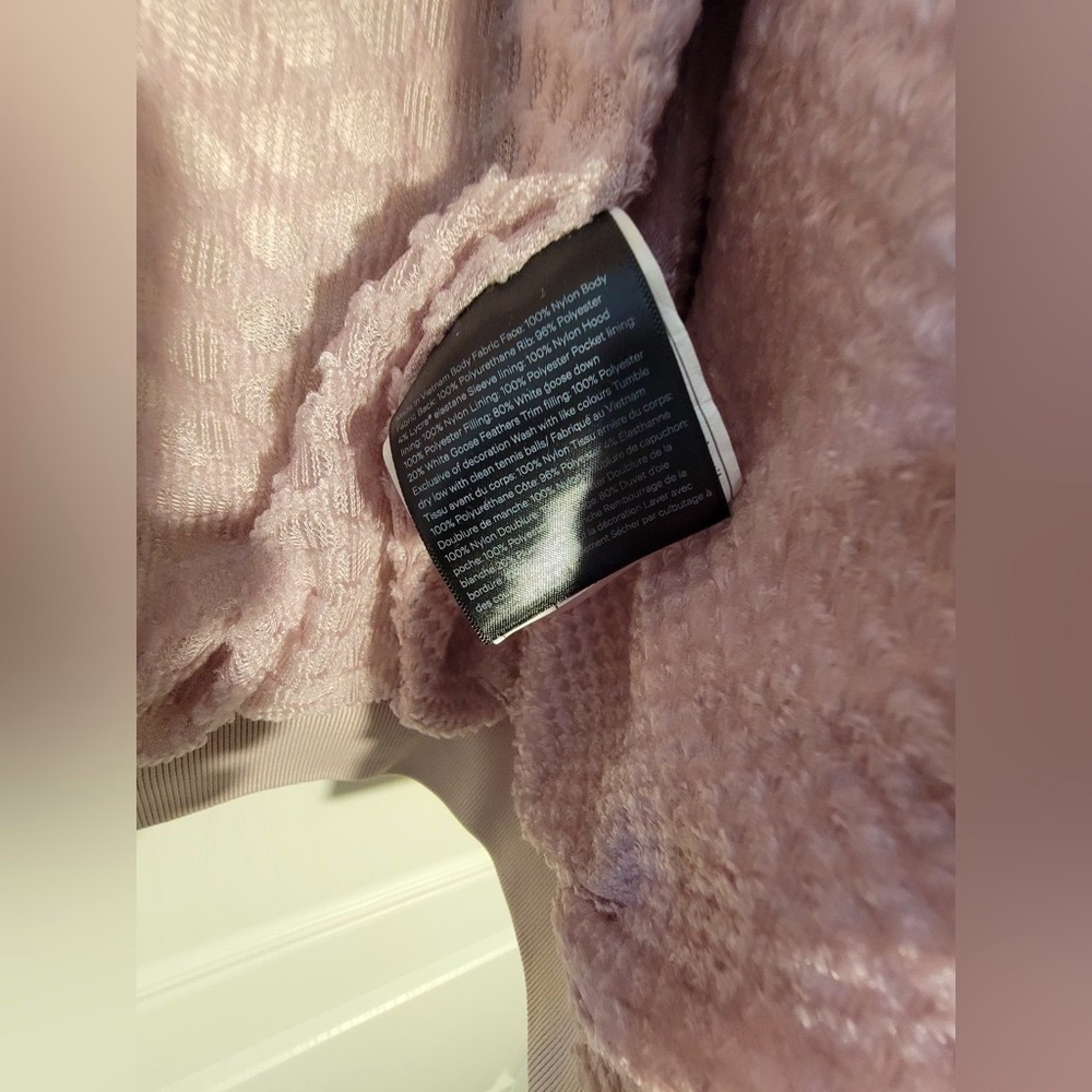 Lululemon Winter Warrior Coat•Bomber Goose Down Glyde•Porcelain Pink•FLAWLESS•4 - Picture 9 of 16
